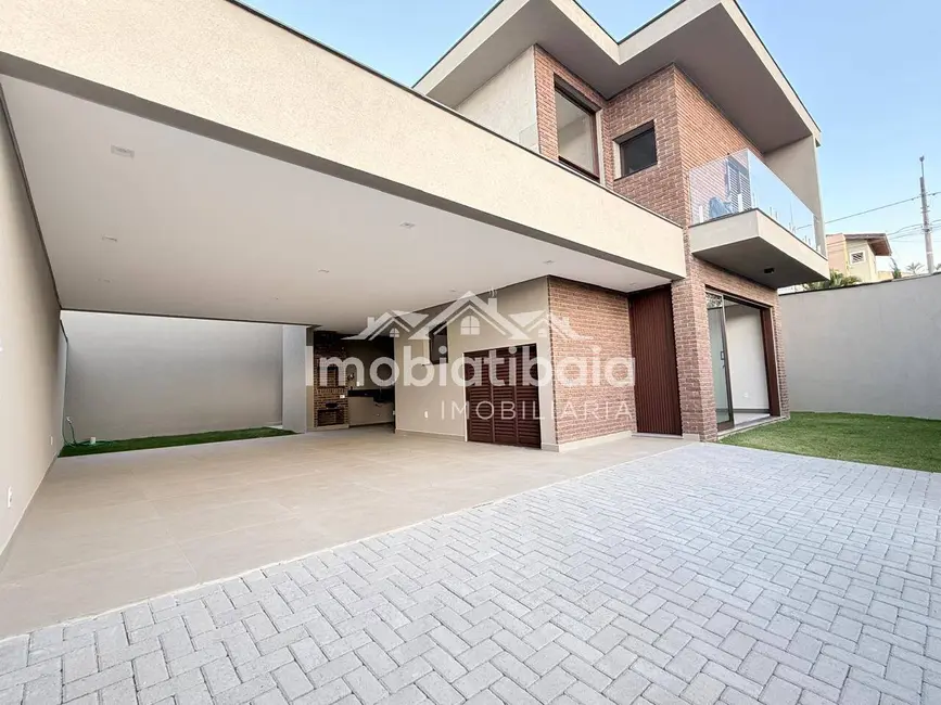 Foto 1 de Casa com 3 quartos à venda, 210m2 em Loteamento Loanda, Atibaia - SP