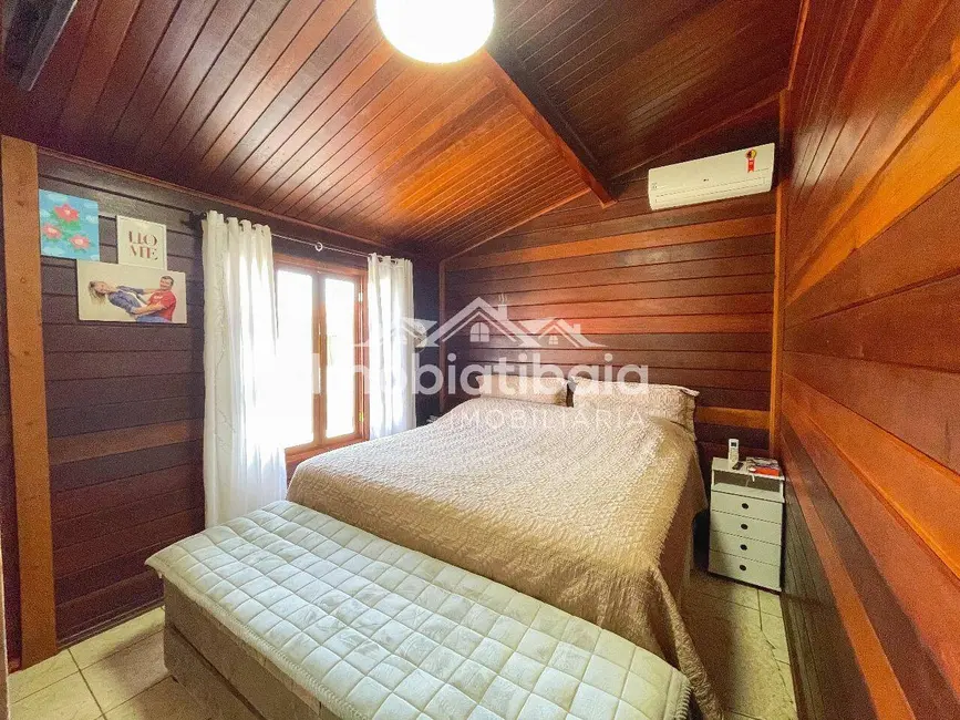 Foto 4 de Chácara com 4 quartos à venda, 765m2 em Bom Jesus Dos Perdoes - SP