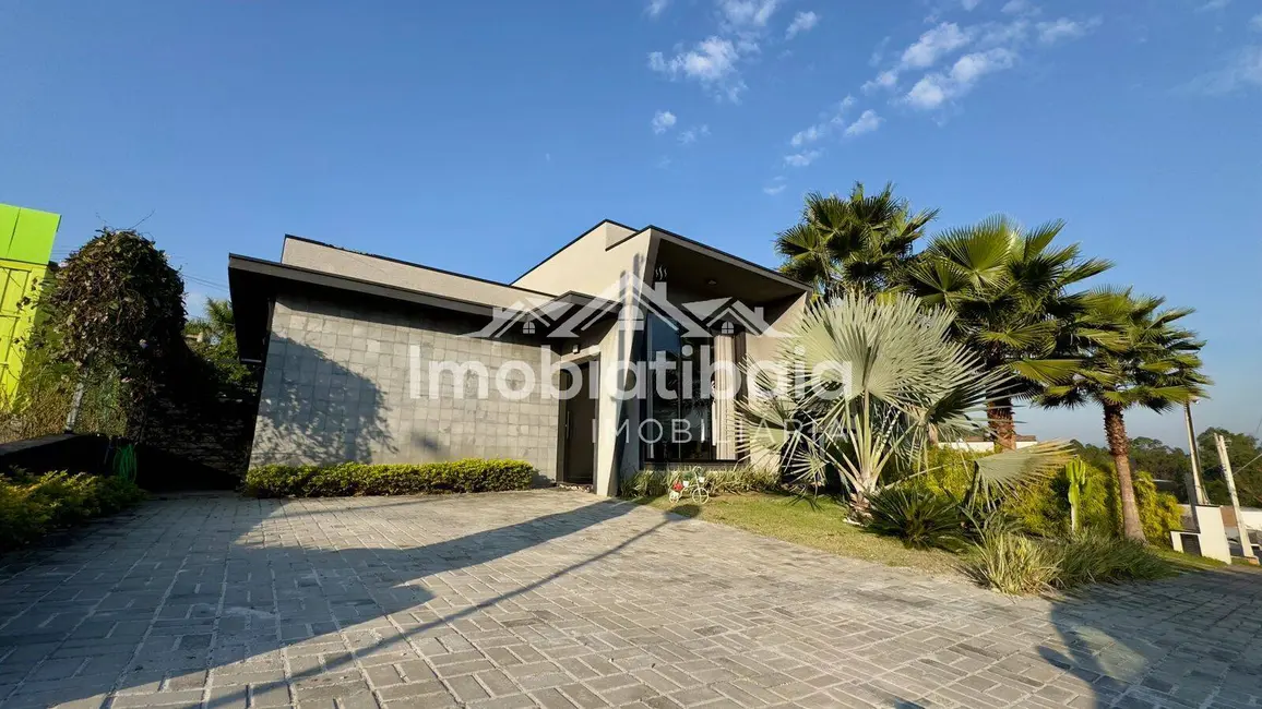 Foto 2 de Casa de Condomínio com 3 quartos à venda, 360m2 em Chácaras Maringá, Atibaia - SP