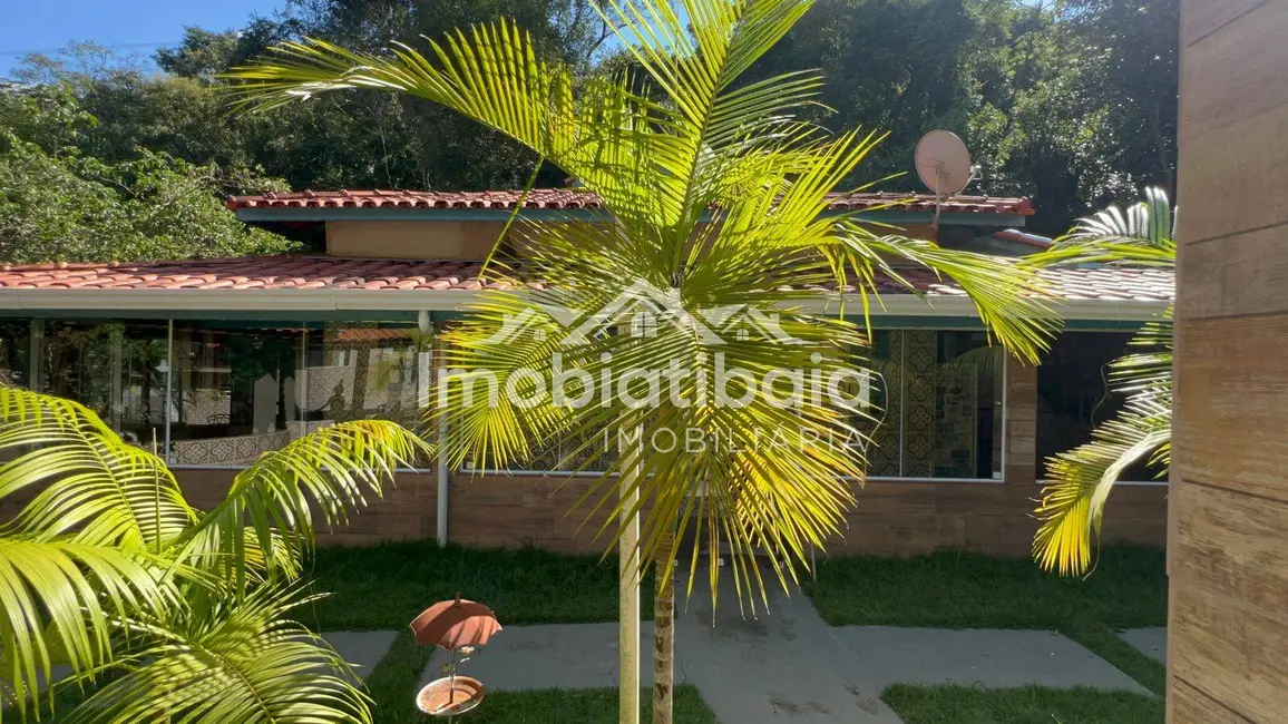 Chácara com 5 quartos à venda, 12000m2 em Centro, Jarinu - SP - imagem 2 Foto 2 de Chácara com 5 quartos à venda, 12000m2 em Centro, Jarinu - SP