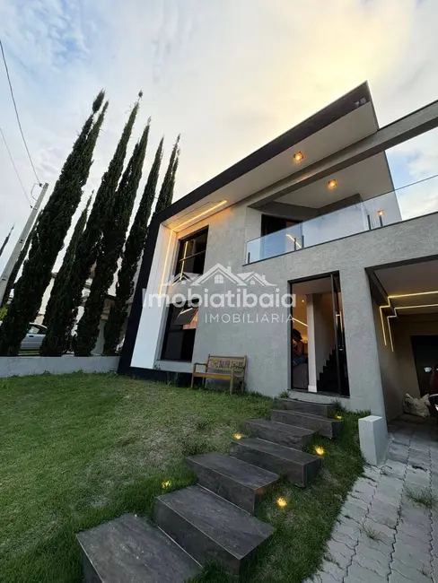 Foto 1 de Casa de Condomínio com 4 quartos à venda, 300m2 em Rio Abaixo, Atibaia - SP