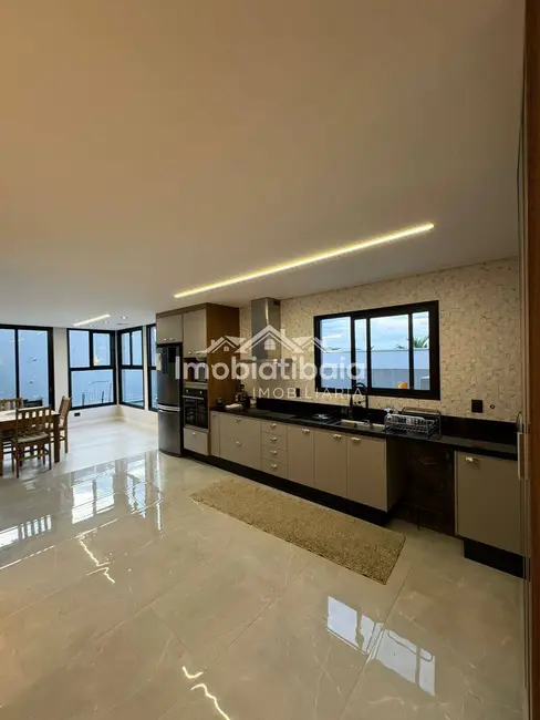 Foto 8 de Casa de Condomínio com 4 quartos à venda, 300m2 em Rio Abaixo, Atibaia - SP