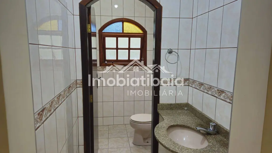 Foto 3 de Casa com 3 quartos à venda, 386m2 em Atibaia - SP