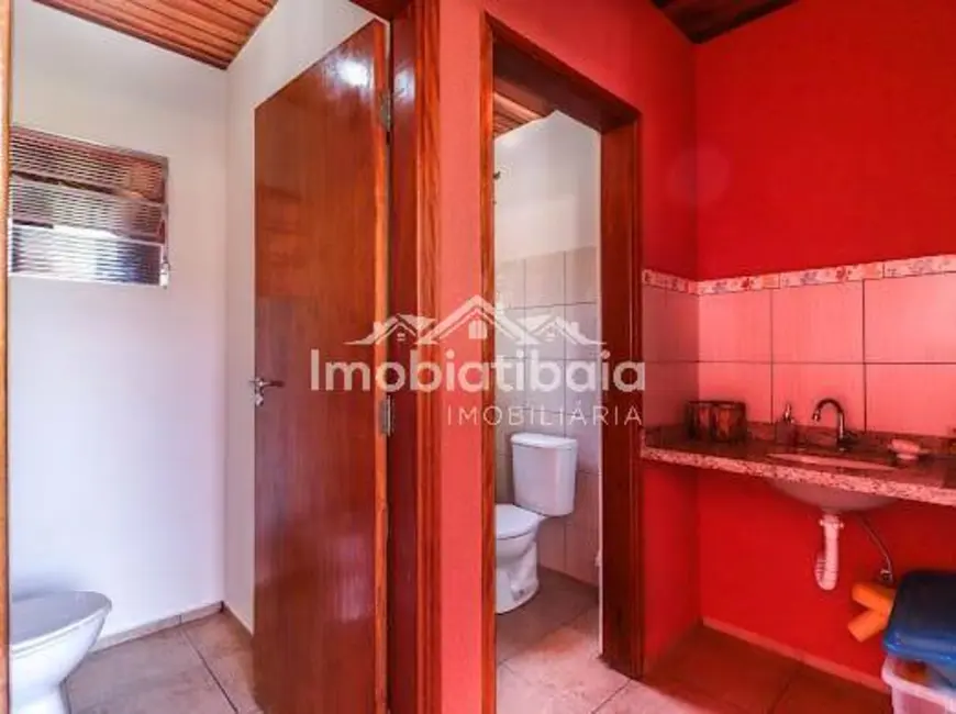 Foto 4 de Chácara com 9 quartos à venda, 2400m2 em Jardim Estância Brasil, Atibaia - SP