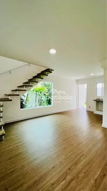 Foto 3 de Casa de Condomínio com 2 quartos à venda, 158m2 em Atibaia - SP