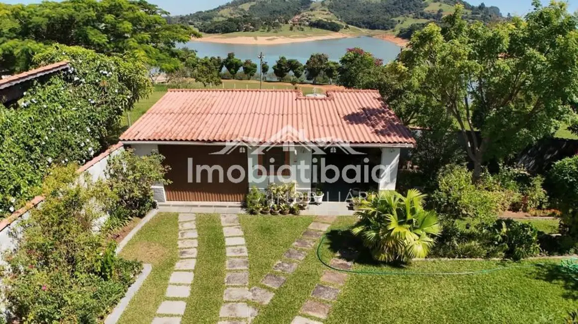 Foto 3 de Casa de Condomínio com 3 quartos à venda, 800m2 em Piracaia - SP