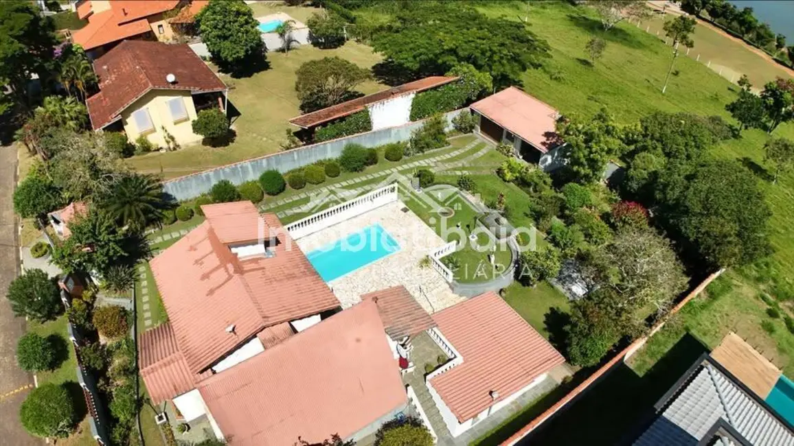 Foto 2 de Casa de Condomínio com 3 quartos à venda, 800m2 em Piracaia - SP
