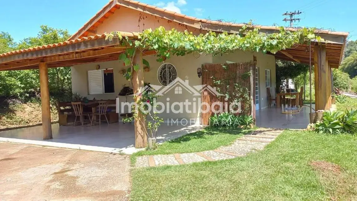 Foto 1 de Chácara com 2 quartos à venda, 1050m2 em Boa Vista, Atibaia - SP