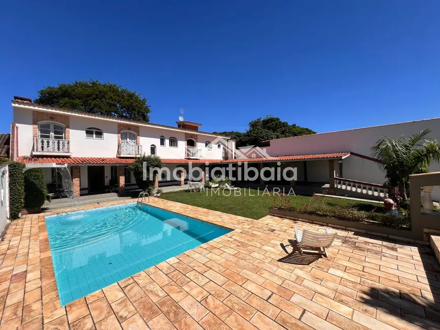 Foto 1 de Casa com 3 quartos à venda, 1000m2 em Atibaia - SP