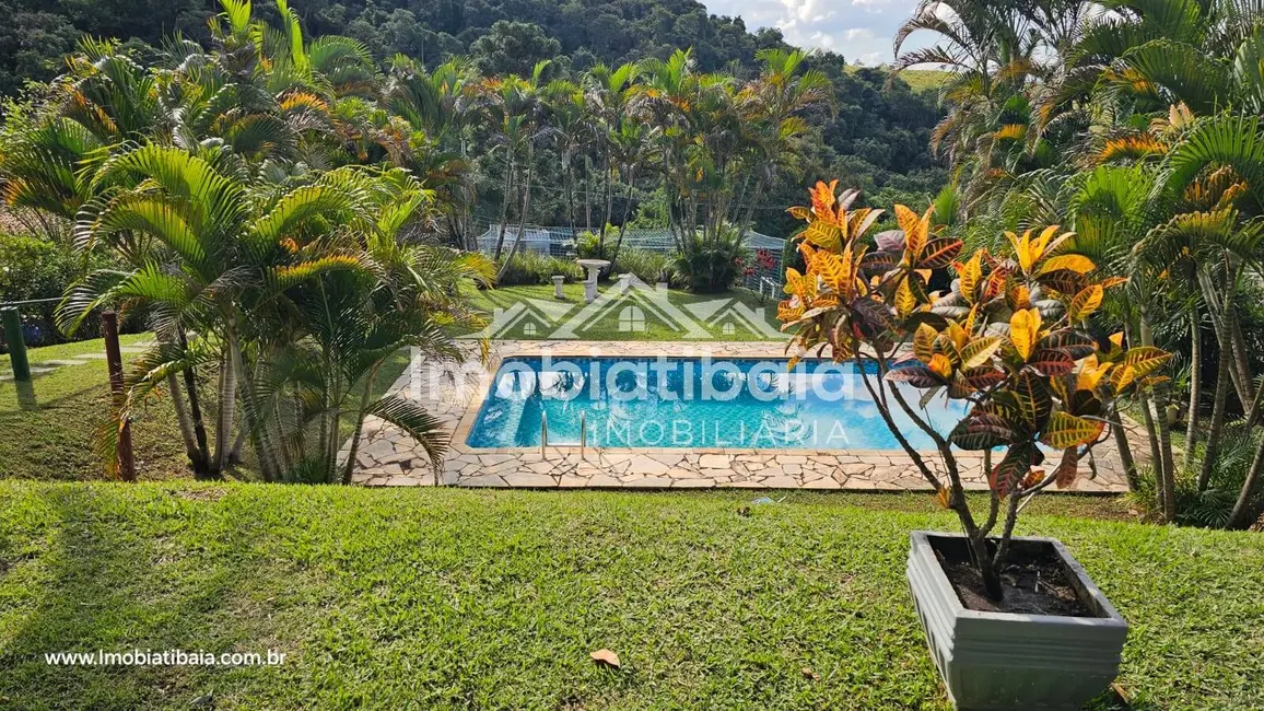 Foto 2 de Chácara com 3 quartos à venda, 1210m2 em Bom Jesus Dos Perdoes - SP