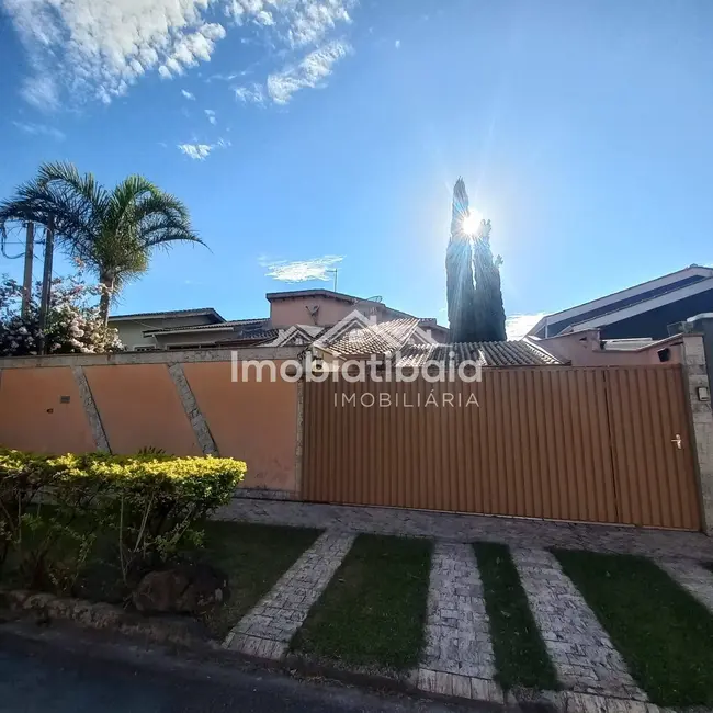 Foto 1 de Casa com 3 quartos à venda, 480m2 em Vila Petrópolis, Atibaia - SP