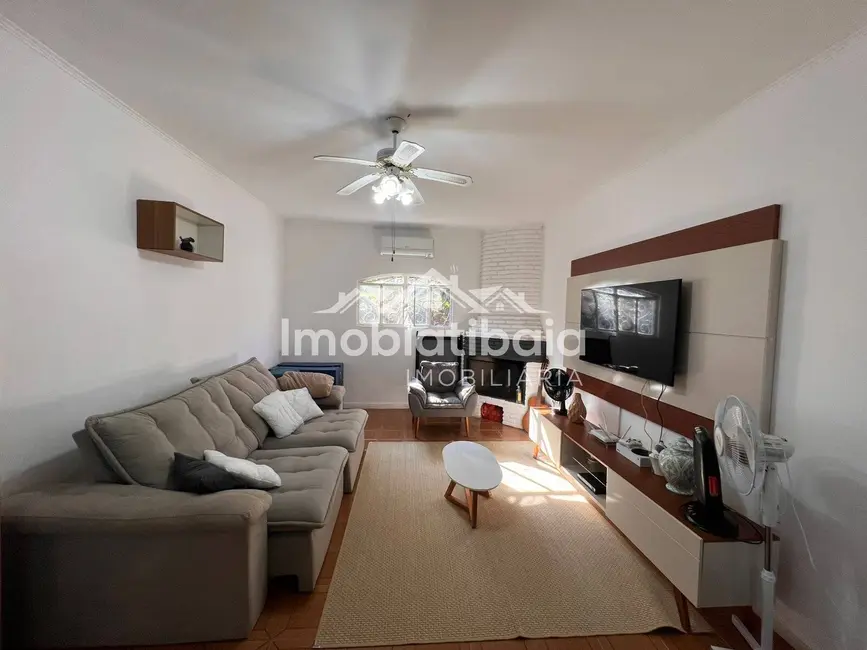 Casa com 3 quartos à venda, 1140m2 em Jardim Paulista, Atibaia - SP - imagem 2 Foto 2 de Casa com 3 quartos à venda, 1140m2 em Jardim Paulista, Atibaia - SP