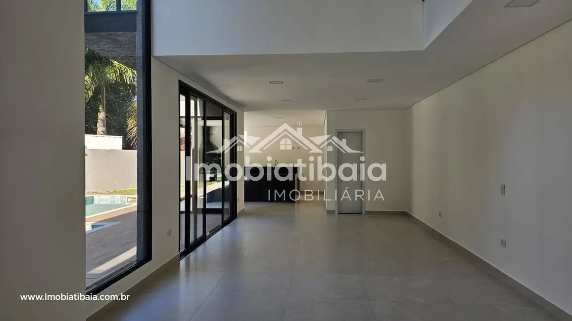 Foto 20 de Casa à venda, 619m2 em Atibaia - SP