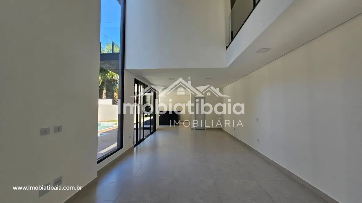Foto 3 de Casa à venda, 619m2 em Atibaia - SP