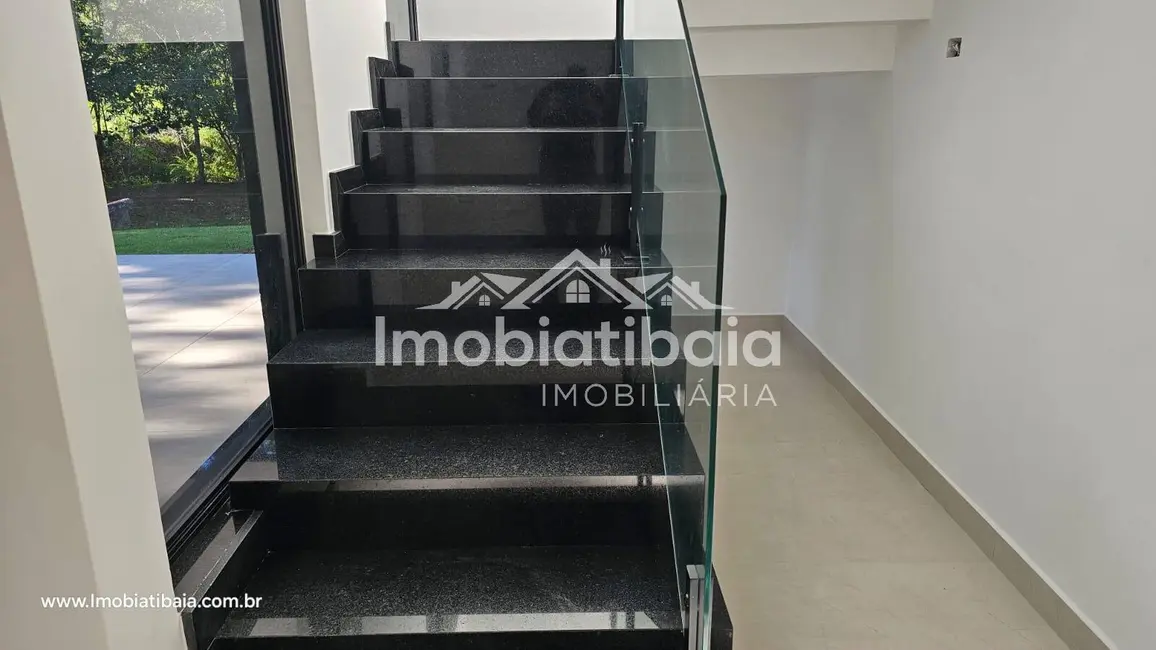 Foto 12 de Casa à venda, 619m2 em Atibaia - SP