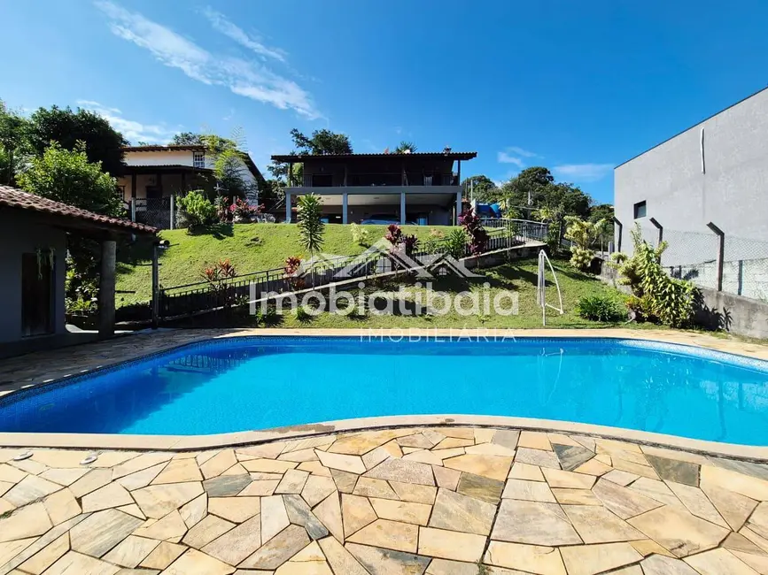 Chácara com 3 quartos à venda, 1000m2 em Estância Santa Maria do Laranjal, Atibaia - SP - imagem 1 Foto 1 de Chácara com 3 quartos à venda, 1000m2 em Estância Santa Maria do Laranjal, Atibaia - SP