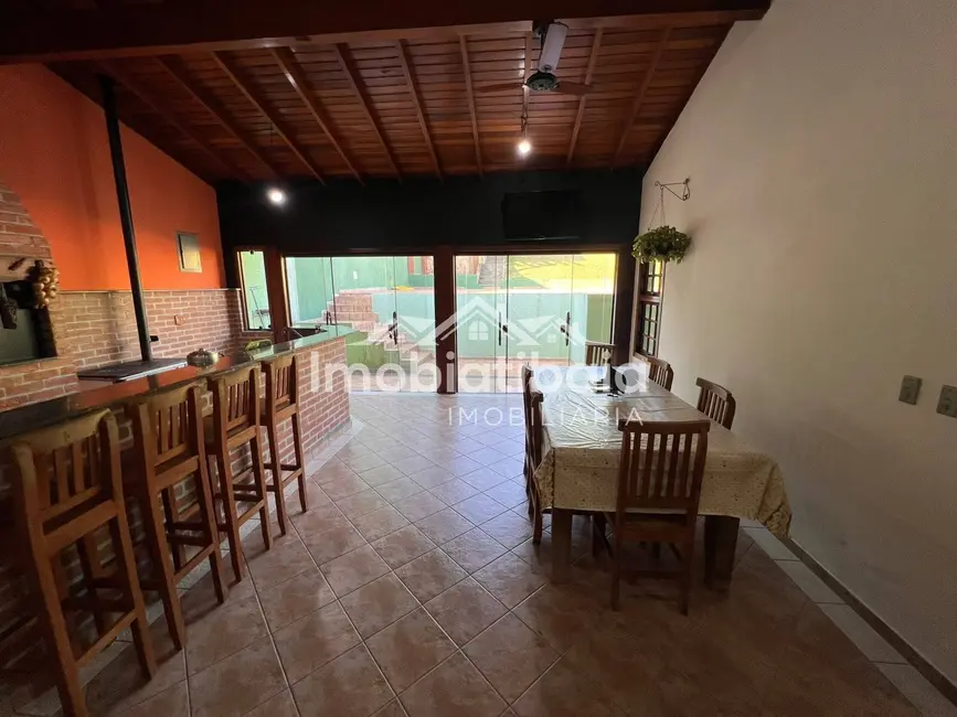 Foto 5 de Casa com 2 quartos à venda, 510m2 em Jardim Shangri-Lá, Atibaia - SP