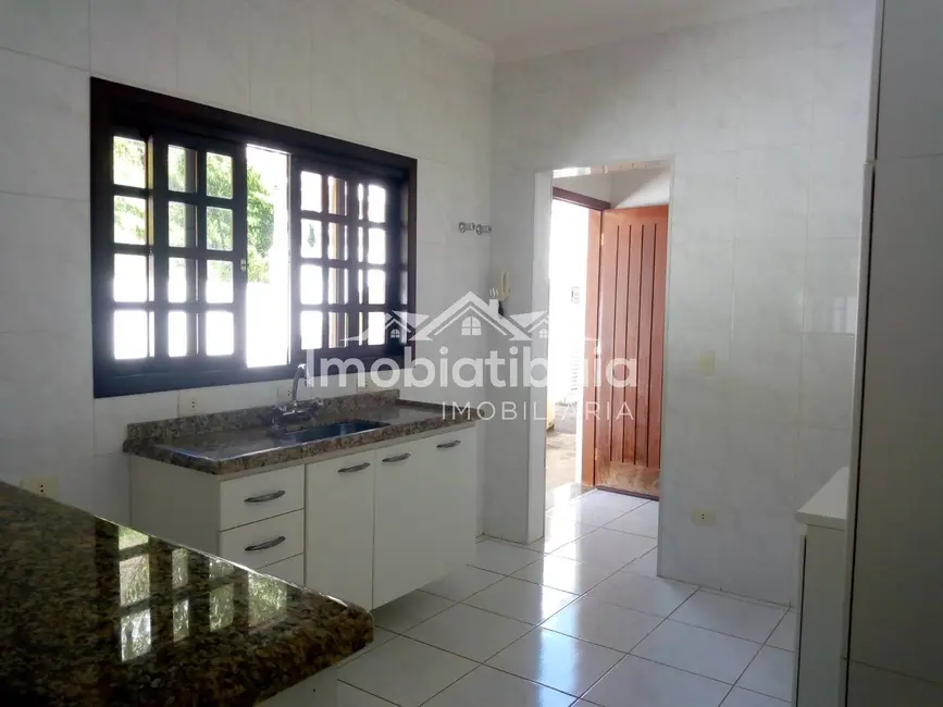 Foto 9 de Casa com 3 quartos para alugar, 1000m2 em Ribeirão dos Porcos, Atibaia - SP