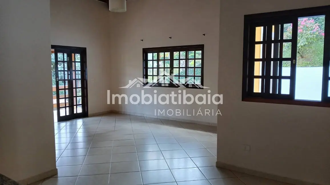 Foto 8 de Casa com 3 quartos para alugar, 1000m2 em Ribeirão dos Porcos, Atibaia - SP