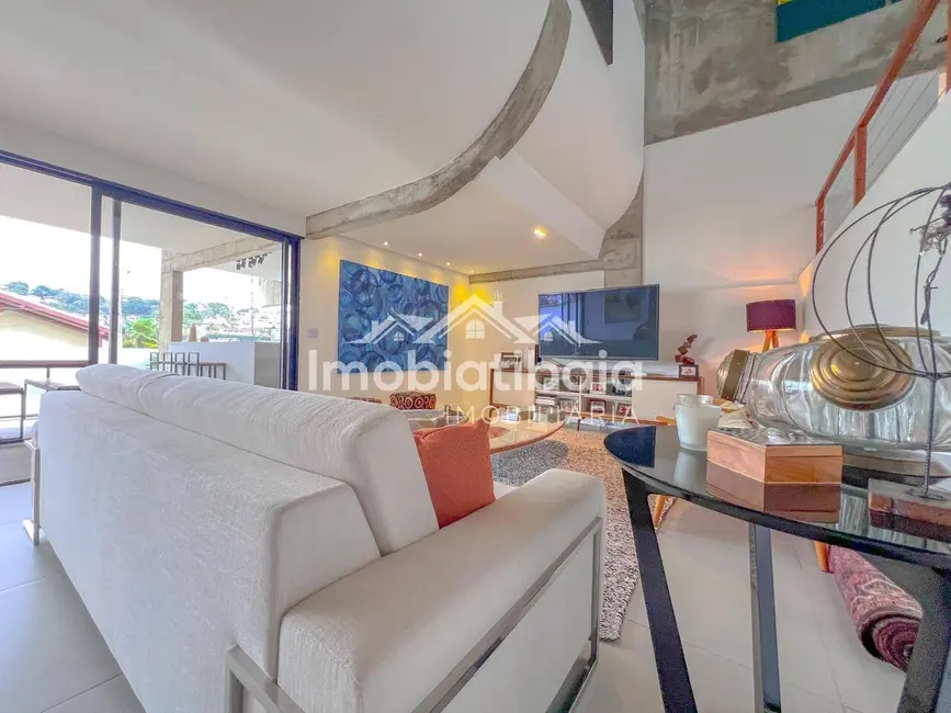 Foto 1 de Casa com 3 quartos à venda e para alugar, 1253m2 em Vila Gardênia, Atibaia - SP