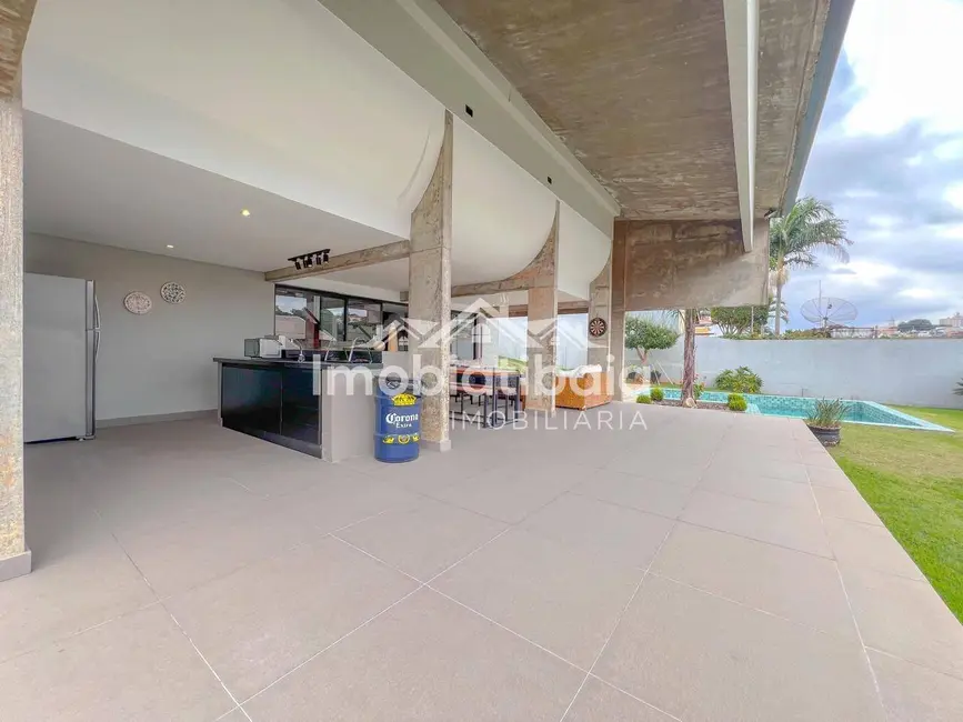 Foto 5 de Casa com 3 quartos à venda e para alugar, 1253m2 em Vila Gardênia, Atibaia - SP