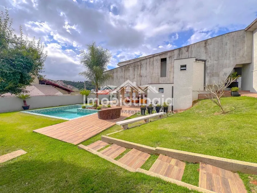 Foto 4 de Casa com 3 quartos à venda e para alugar, 1253m2 em Vila Gardênia, Atibaia - SP