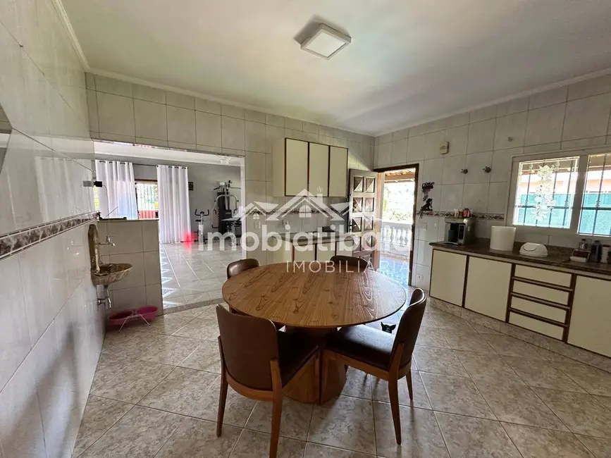 Foto 3 de Casa com 3 quartos à venda, 1319m2 em Jardim Paulista, Atibaia - SP