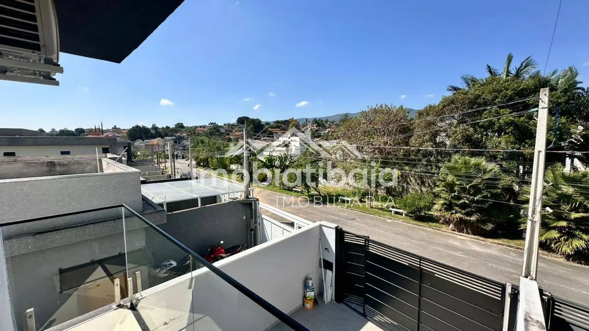 Foto 3 de Casa com 3 quartos à venda, 155m2 em Jardim do Lago, Atibaia - SP