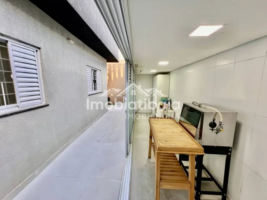 Foto 2 de Casa com 3 quartos à venda, 500m2 em Jardim Estância Brasil, Atibaia - SP