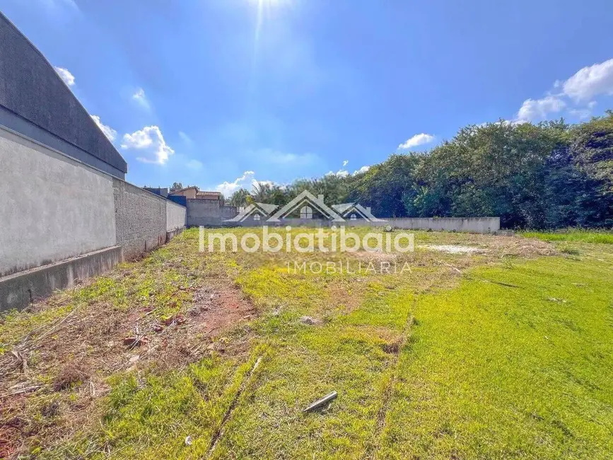 Foto 1 de Terreno / Lote à venda, 686m2 em Tanque, Atibaia - SP