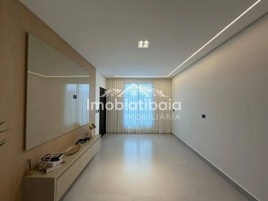 Foto 3 de Casa com 3 quartos à venda, 150m2 em Jardim do Lago, Atibaia - SP