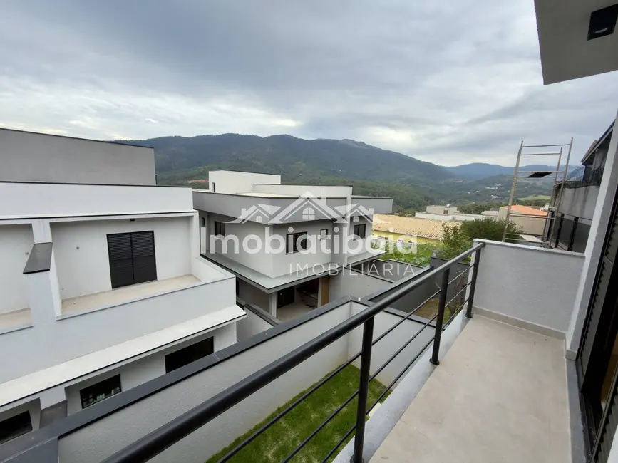 Foto 7 de Casa com 3 quartos à venda e para alugar, 229m2 em Jardim Maristela, Atibaia - SP