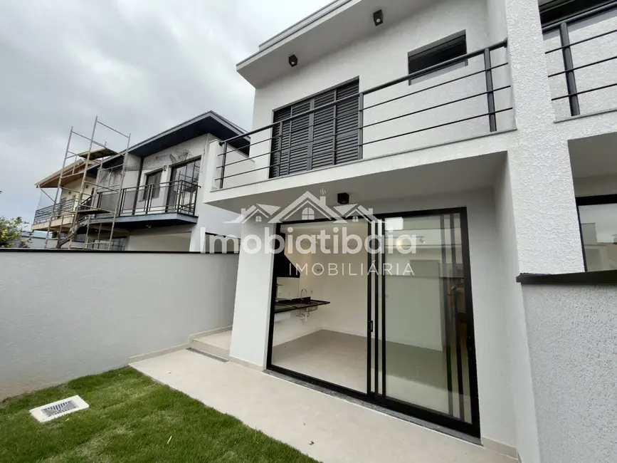 Foto 2 de Casa com 3 quartos à venda e para alugar, 229m2 em Jardim Maristela, Atibaia - SP