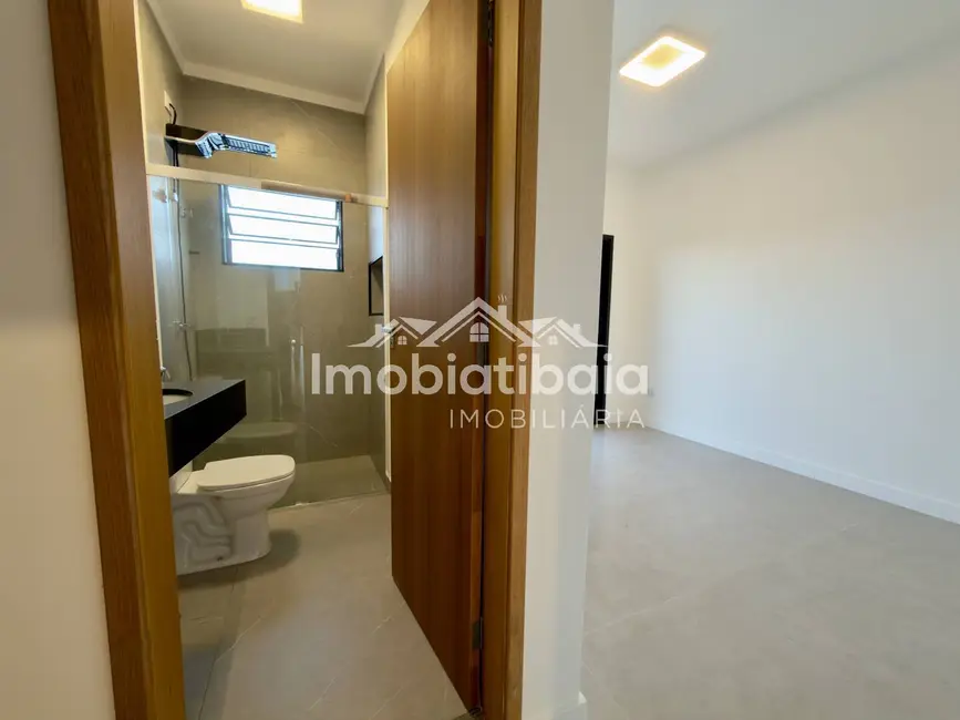Foto 5 de Casa com 3 quartos à venda e para alugar, 229m2 em Jardim Maristela, Atibaia - SP