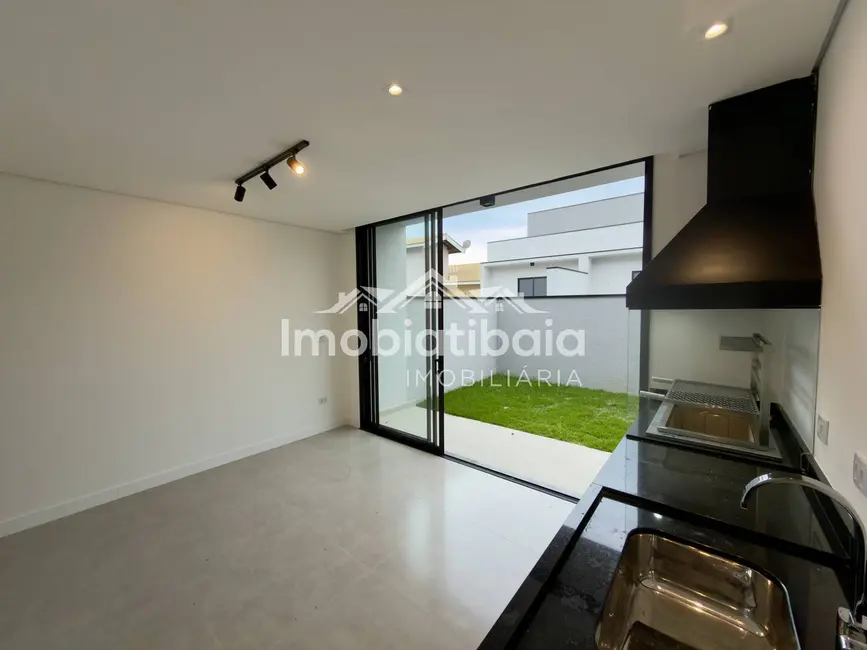 Foto 3 de Casa com 3 quartos à venda e para alugar, 229m2 em Jardim Maristela, Atibaia - SP