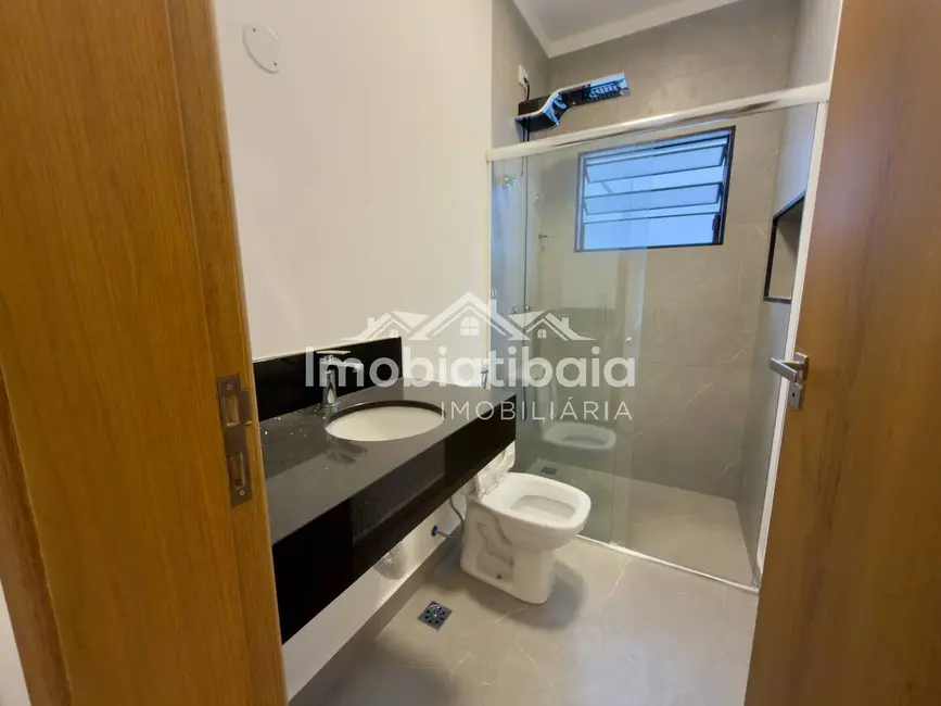 Foto 2 de Casa com 3 quartos à venda e para alugar, 229m2 em Jardim Maristela, Atibaia - SP