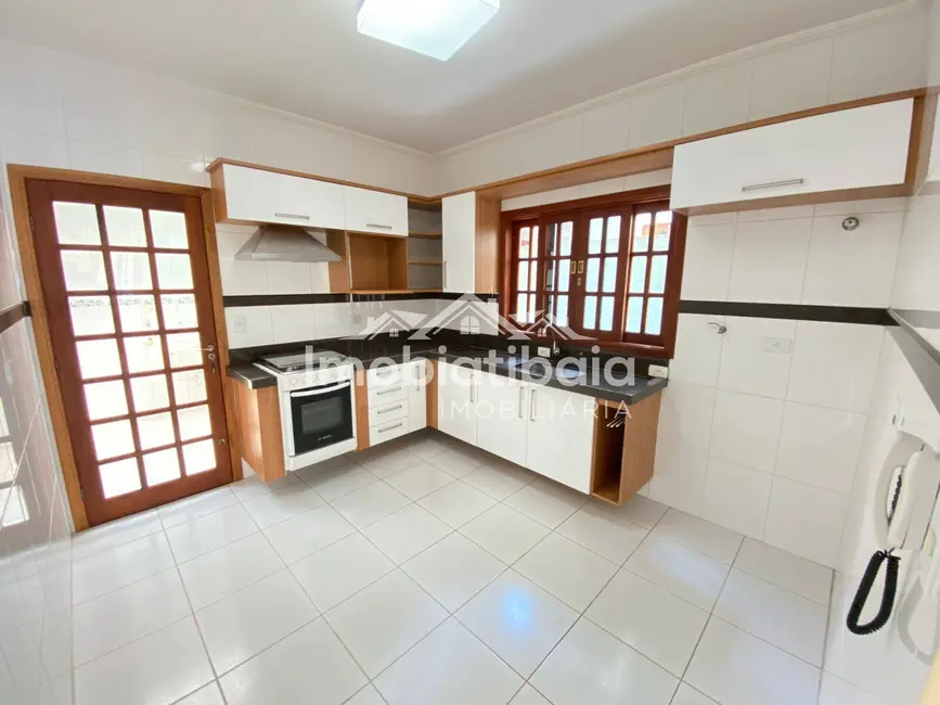 Foto 4 de Casa com 2 quartos à venda, 69m2 em Centro, Atibaia - SP