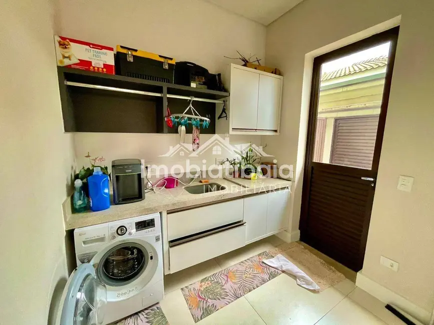 Foto 8 de Casa com 4 quartos à venda, 800m2 em Condomínio Residencial Shamballa I, Atibaia - SP