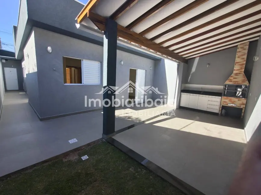 Foto 1 de Casa com 3 quartos à venda, 195m2 em Atibaia - SP