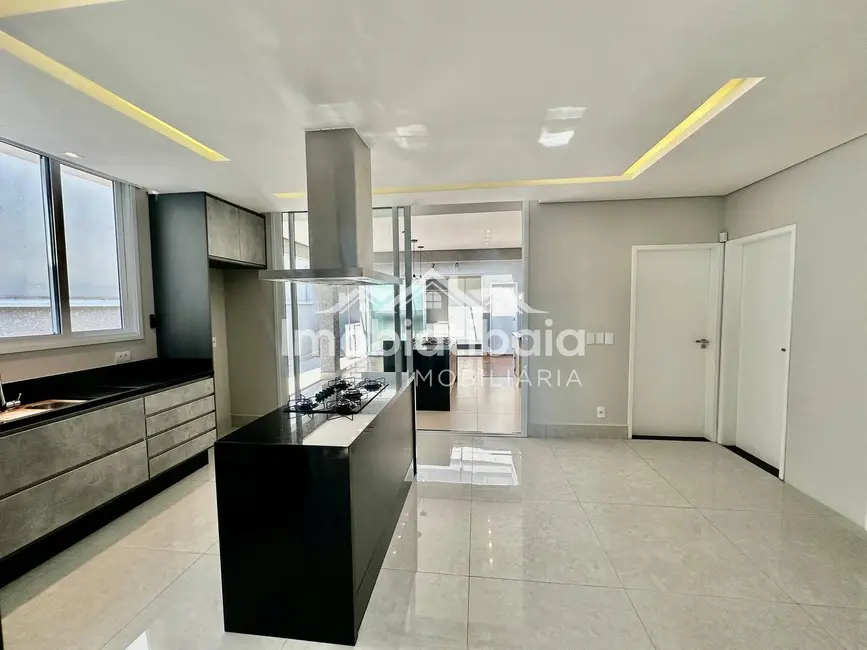 Foto 9 de Casa com 3 quartos à venda, 306m2 em Braganca Paulista - SP
