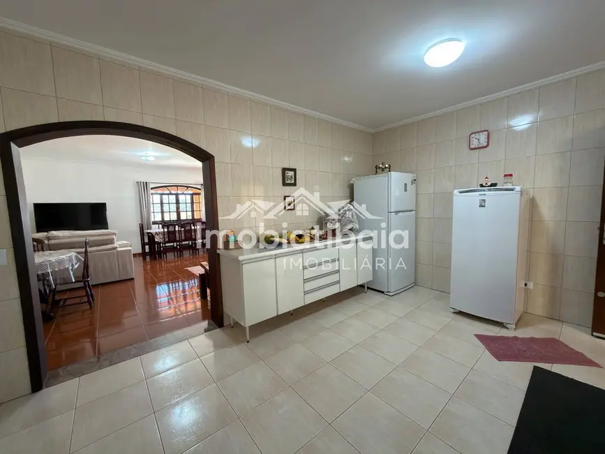 Chácara com 6 quartos à venda, 1390m2 em Centro, Piracaia - SP - imagem 9 Foto 9 de Chácara com 6 quartos à venda, 1390m2 em Centro, Piracaia - SP
