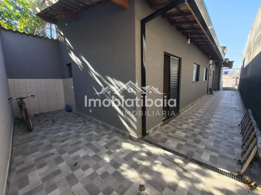 Casa com 3 quartos à venda, 175m2 em Jardim Imperial, Atibaia - SP - imagem 1 Foto 1 de Casa com 3 quartos à venda, 175m2 em Jardim Imperial, Atibaia - SP