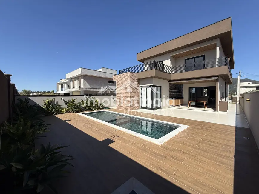 Foto 1 de Casa com 4 quartos à venda, 374m2 em Vila Santista, Atibaia - SP