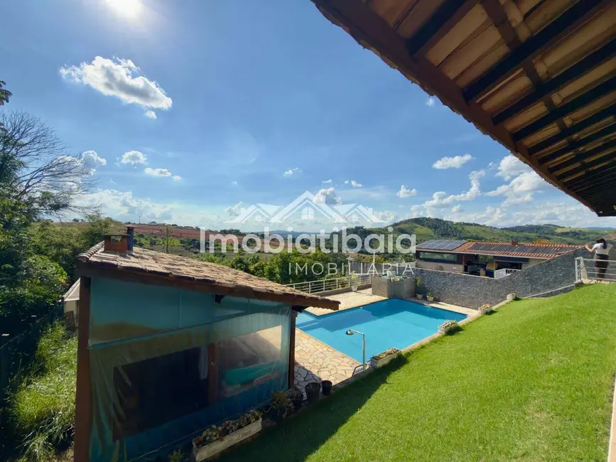 Chácara com 3 quartos à venda, 1000m2 em Recreio Maristela, Atibaia - SP - imagem 2 Foto 2 de Chácara com 3 quartos à venda, 1000m2 em Recreio Maristela, Atibaia - SP