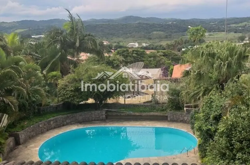 Casa com 3 quartos à venda, 600m2 em Vila Santista, Atibaia - SP - imagem 3 Foto 3 de Casa com 3 quartos à venda, 600m2 em Vila Santista, Atibaia - SP
