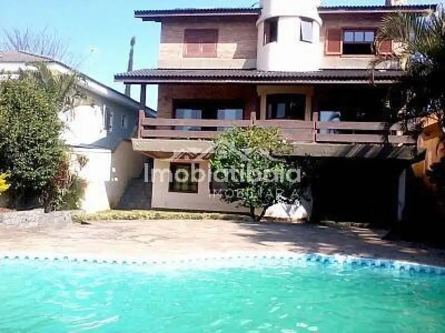 Casa com 3 quartos à venda, 600m2 em Vila Santista, Atibaia - SP - imagem 2 Foto 2 de Casa com 3 quartos à venda, 600m2 em Vila Santista, Atibaia - SP