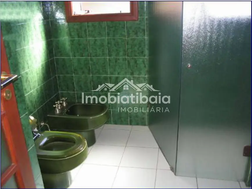 Casa com 3 quartos à venda, 600m2 em Vila Santista, Atibaia - SP - imagem 6 Foto 6 de Casa com 3 quartos à venda, 600m2 em Vila Santista, Atibaia - SP