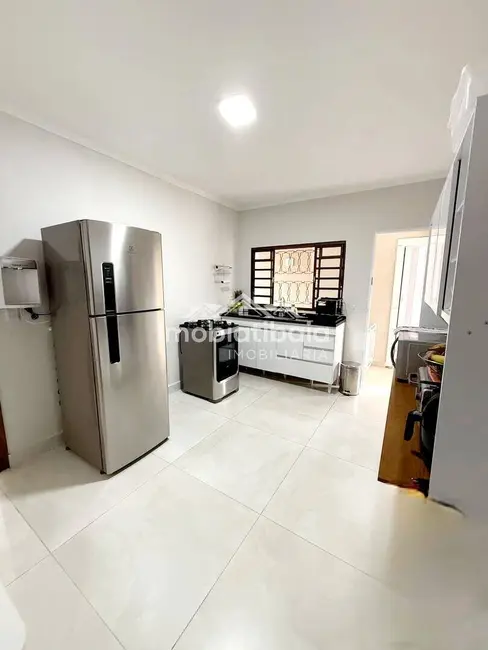 Casa com 2 quartos à venda, 350m2 em Atibaia Jardim, Atibaia - SP - imagem 3 Foto 3 de Casa com 2 quartos à venda, 350m2 em Atibaia Jardim, Atibaia - SP