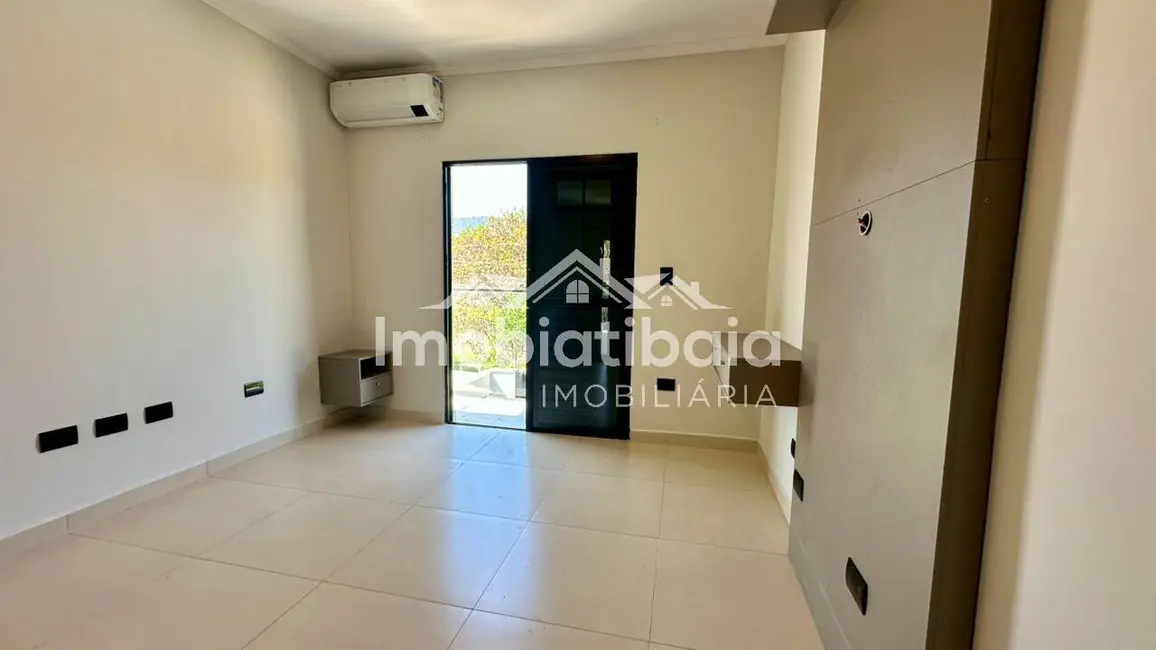 Casa com 3 quartos à venda, 155m2 em Jardim do Lago, Atibaia - SP - imagem 5 Foto 5 de Casa com 3 quartos à venda, 155m2 em Jardim do Lago, Atibaia - SP
