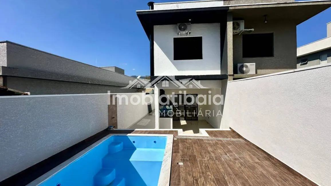 Casa com 3 quartos à venda, 155m2 em Jardim do Lago, Atibaia - SP - imagem 1 Foto 1 de Casa com 3 quartos à venda, 155m2 em Jardim do Lago, Atibaia - SP